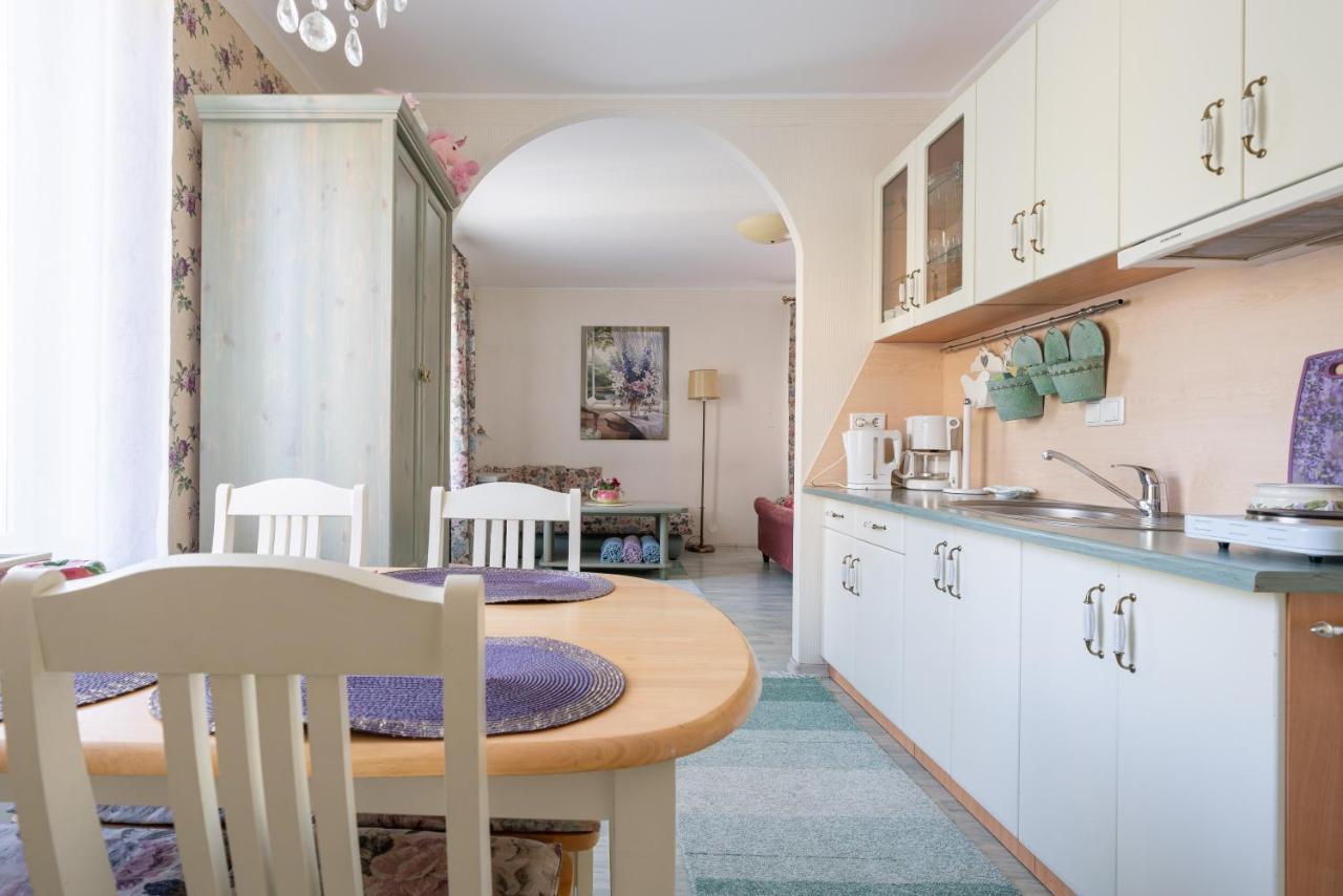 Videviku Villa Apartments Talin Exterior foto